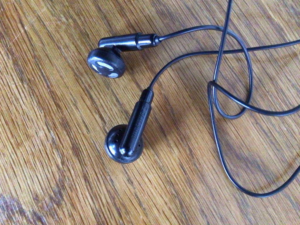 Samsung oordopjes z.g.a.n. GRATIS, Ophalen of Verzenden, Zo goed als nieuw