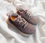 Adidas yeezy boost dames sneakers 38.5 350 monmis 38, Verzenden, Beige, Sneakers of Gympen, Zo goed als nieuw