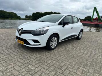 Renault Clio 1.2V • 2018 • Nw APK • Cruise Control €7000,- beschikbaar voor biedingen