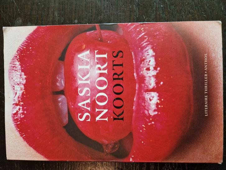 Saskia Noort - Koorts, Boeken, Thrillers, Zo goed als nieuw, Ophalen of Verzenden