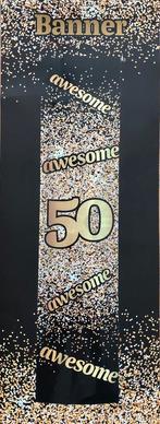 Banner 50 awesome en 50 jaar gouden letters, Hobby en Vrije tijd, Carnaval, Ophalen of Verzenden, Zo goed als nieuw
