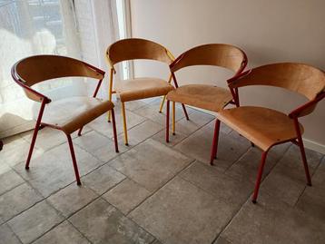 Lande stoelen vintage beschikbaar voor biedingen