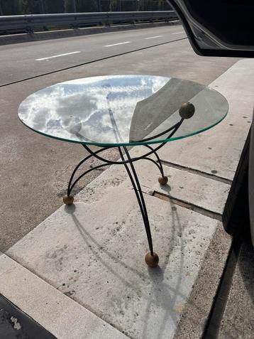 Mooie Design Salontafel beschikbaar voor biedingen