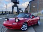 Mazda MX5 1.6 NA 1997 Rood, POSTERT, TOP STAAT!, Auto's, Mazda, Euro 2, Zwart, 4 cilinders, Cabriolet