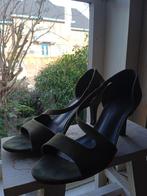 Schoenen Bon Prix - Bonprix - maat 38 ~ elegante BPC pumps, Kleding | Dames, Schoenen, Bonprix, Ophalen of Verzenden, Zo goed als nieuw