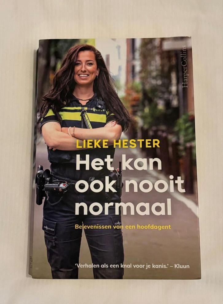 Het kan ook nooit normaal - Lieke Hester, Boeken, Romans, Zo goed als nieuw, Nederland, Ophalen of Verzenden