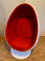 Egg Chair - Witte Kuip met Rode Bekleding, Ophalen, Kunststof, Gebruikt, Wit