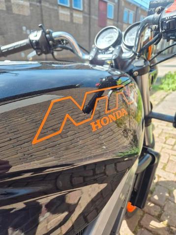 Alle onderdelen van Honda NTV650  beschikbaar voor biedingen