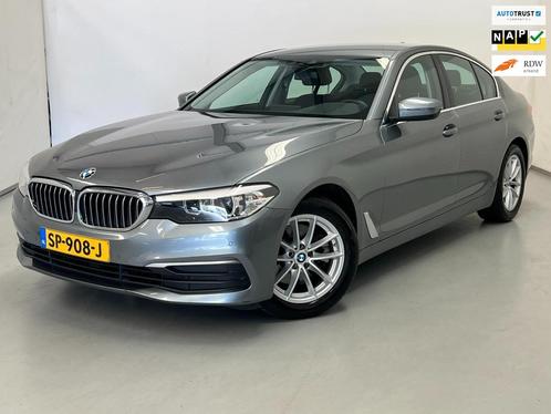 BMW 5-serie 520i / NL-auto / Trekhaak / Stoelverwarming, Auto's, BMW, Bedrijf, Te koop, 5-Serie, ABS, Airbags, Airconditioning