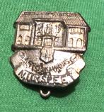 Broche Nunspeet, Verzamelen, Speldjes, Pins en Buttons, Ophalen of Verzenden, Zo goed als nieuw