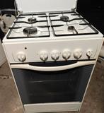 Indesit Gasfornuis met Elektrische Oven (gratis bezorging), Witgoed en Apparatuur, Fornuizen, Ophalen, 4 kookzones, Zo goed als nieuw