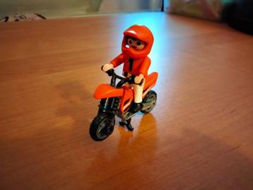 MOTORRIJDER playmobil nr. 4698 beschikbaar voor biedingen