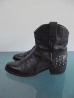 GRATIS VERZENDEN | SENDRA Boho zwarte laarzen 39, Sendra, Verzenden, Zwart, Lage of Enkellaarzen