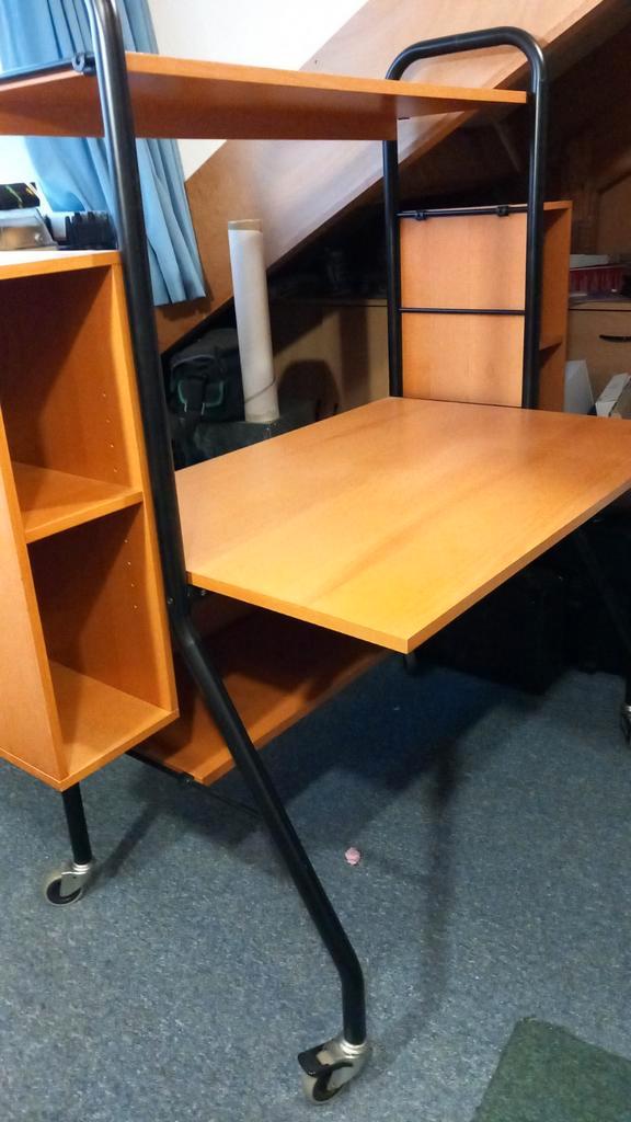Vintage IKEA bureau Niklas, Huis en Inrichting, Bureaus, Gebruikt, Ophalen