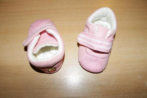 Nieuwe roze Winnie de Pooh Disney baby schoenen maat 19 / 20, Kinderen en Baby's, Kinderkleding | Schoenen en Sokken, Nieuw, Schoenen