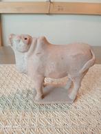 Terracotta beeldje van een buffel china Tang, Antiek en Kunst, Ophalen of Verzenden