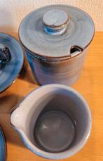 Volendams aardewerk blauw suikerpot melkkan roomstel, Huis en Inrichting, Keuken | Servies, Overige typen, Ophalen of Verzenden