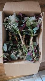 Kunstbloemen: Rozen, Eucalyptus, Slingers, Ophalen of Verzenden, Zo goed als nieuw