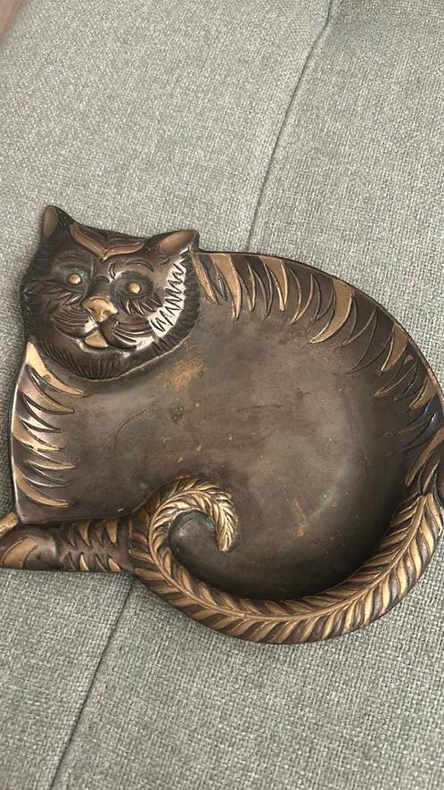 Vintage messing of koper India schaaltje kat of poes, Huis en Inrichting, Woonaccessoires | Overige, Gebruikt, Ophalen of Verzenden