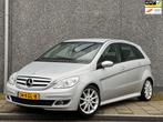 Mercedes-Benz B-klasse 200 | Automaat | Navigatie | Parkeers, Auto's, 65 €/maand, 136 pk, Gebruikt, Zwart