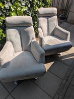 2 grijze draaifauteuils 70 euro samen, Huis en Inrichting, Ophalen, Gebruikt, Minder dan 75 cm, Leer