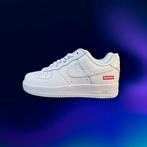 Nike Air Force 1 x Supreme - Wit - Maat 43 - Nieuw, Kleding | Heren, Ophalen of Verzenden, Nieuw, Wit