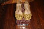 Mini melissa pump schoentje maat 33 goud: nieuw!!!, Meisje, Nieuw, Ophalen of Verzenden, Melissa