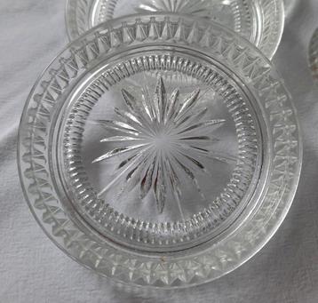 vintage 9 kristal glazen onderzetters beschikbaar voor biedingen