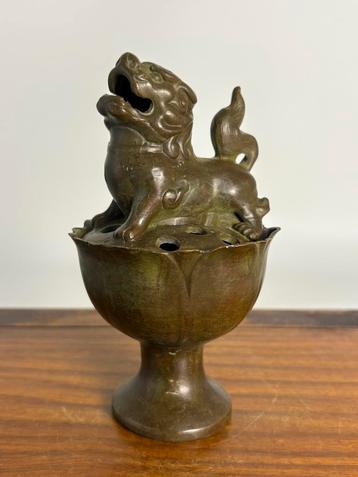 Oude foo dog wierookbrander China brons beschikbaar voor biedingen