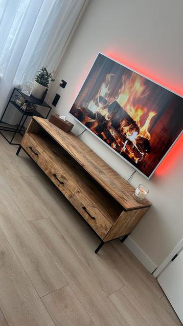 Leen Bakker Trevor TV Meubel - Nette Staat! Mango hout beschikbaar voor biedingen