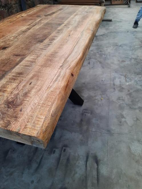 Eetkamertafel mango met boomstam blad uit voorraad, Huis en Inrichting, Tafels | Eettafels, Nieuw, Rechthoekig, Overige materialen