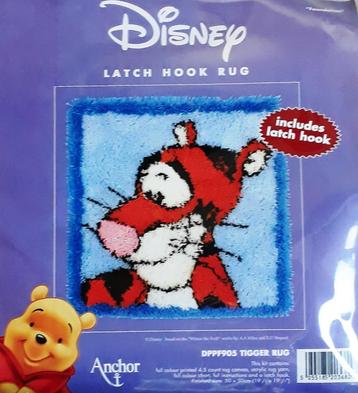 Cado DISNEY KNOOPPAKKET KLEEDJE, TIGGER (TEIGERTJE) beschikbaar voor biedingen