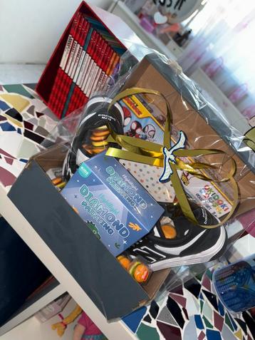 Luxe en leuke cadeaupakketten beschikbaar voor biedingen