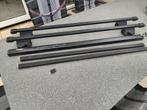 Thule Dakdragers Set 106 en 120cm, Ophalen, Gebruikt