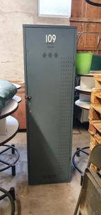 Locker Kast Vintage (Ex GVU UTRECHT), Ophalen, Gebruikt, Vintage