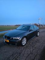 BMW 3-Serie 3.0 I 330 AUT 2005 Grijs, Auto's, Automaat, Achterwielaandrijving, 1440 kg, Zwart