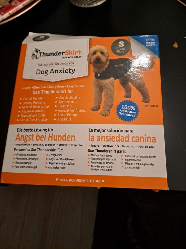 Thundershirt maat S , vuurwerkangst, Dieren en Toebehoren, Hondenkleding, Ophalen of Verzenden