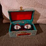 1 setje Ying Yang ballen met bijbehorende doosje, Ophalen of Verzenden, Overige typen