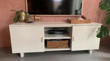 Tv-meubel, teakhouten, zand/basalt beschikbaar voor biedingen