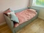 WOOOD bedbank Dennis inclusief lade betongrijs, Ophalen, 85 tot 100 cm, Zo goed als nieuw, Lattenbodem