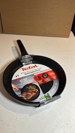Tefal Performance koekenpan ø28 cms, Huis en Inrichting, Keuken | Potten en Pannen, Ophalen of Verzenden, Zo goed als nieuw, Koekenpan of Braadpan