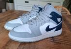 Nike Jordan 1 Mid - Maat 36, Ophalen of Verzenden, Zo goed als nieuw, Nike, Jongen of Meisje
