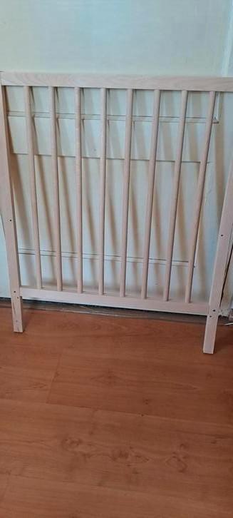 Kinderledikant,helemaal nieuw,berken kleur overtrokken latte, Kinderen en Baby's, Kinderkamer | Bedden, Zo goed als nieuw, Minder dan 140 cm