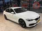 BMW 3-Serie 318i 136pk Aut 2015 Wit, Auto's, Automaat, 74 €/maand, Wit, Particulier