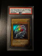 Blue Eyes White Dragon SDK E001 1st edition psa 7, Hobby en Vrije tijd, Verzamelkaartspellen | Yu-gi-Oh!, Ophalen of Verzenden