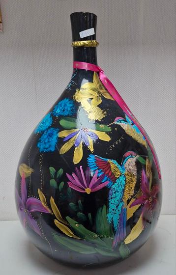 Handbeschilderde Vaas met Kolibries Opruiming beschikbaar voor biedingen