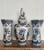 Set van 3 decoratieve vazen van Vieux Makkum Boch – handbesc, Ophalen of Verzenden