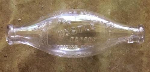 Nestle Feeder baby voeding fles met gewichtsaanduiding, Antiek en Kunst, Antiek | Glas en Kristal, Ophalen of Verzenden