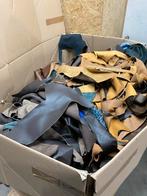 Grote Partij Leer Restanten - 2 Dozen, Hobby en Vrije tijd, Stoffen en Lappen, Ophalen, Gebruikt, Bruin, Leer of Kunstleer