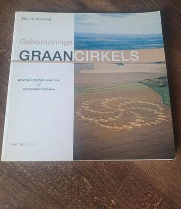 Geheime Graancirkels - Haselhoff beschikbaar voor biedingen